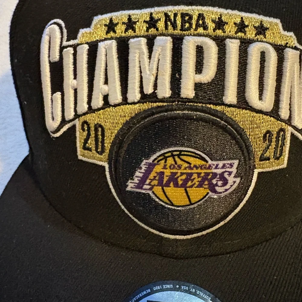 New Era NBA Champions Black and Gold Cap
